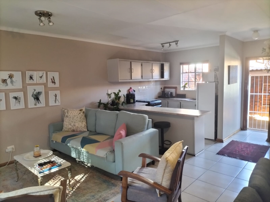 To Let 2 Bedroom Property for Rent in Langenhovenpark Free State